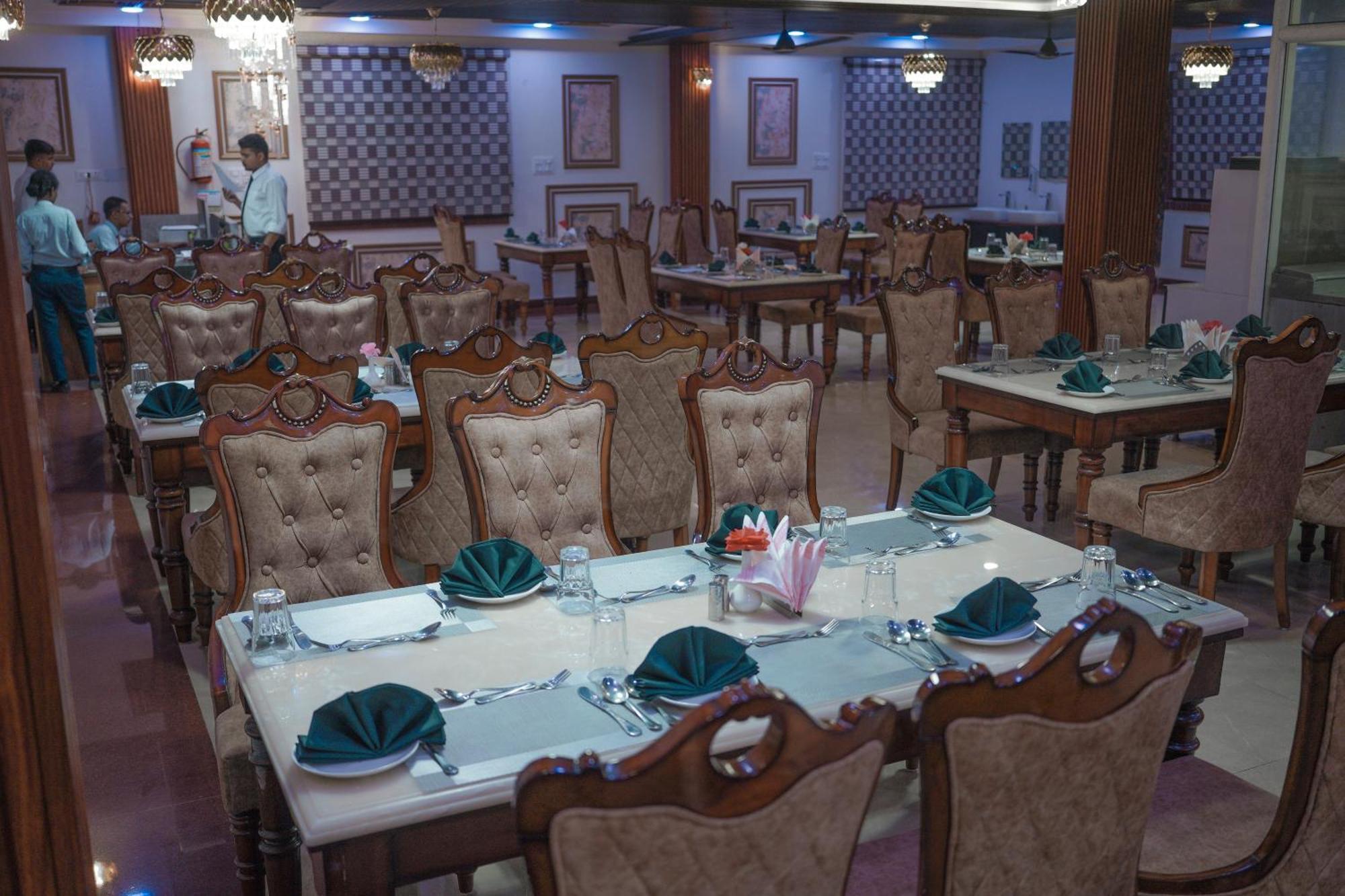 Maharajganj Raj Vilas Hotel & Resort מראה חיצוני תמונה